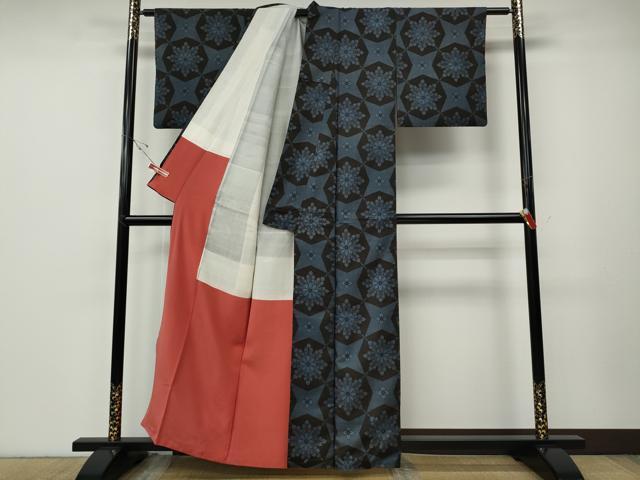 平和屋着物●本場大島紬　吉祥花文　割込み絣　正絹　逸品　CABE6912ut