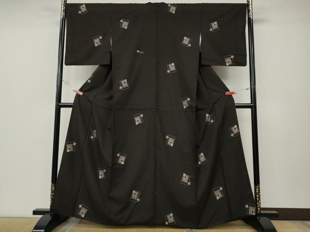 平和屋着物●本場大島紬　9マルキ　地空き　色紙重ね文　正絹　逸品　CABE6915ut