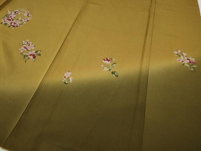 平和屋着物●豪華振袖　手描き　駒刺繍　草花丸文　暈し染め　金彩　正絹　逸品　CABE6921ut