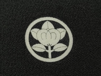 平和屋着物●創業460年・千總　黒留袖　駒刺繍　屏風松花文　金彩　高島屋扱い　正絹　逸品　CABE6950ut