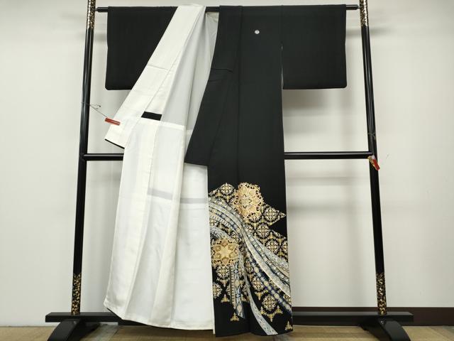 平和屋着物●豪華黒留袖　正倉院熨斗吉祥花文　金銀彩　正絹　逸品　CABE6951ut