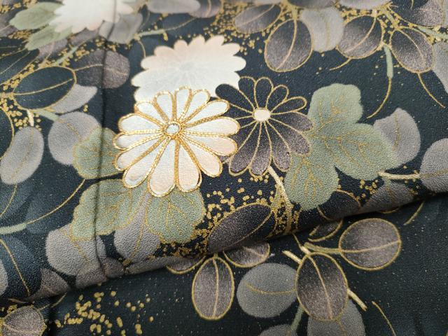 平和屋着物○訪問着 駒刺繍 流水舞蝶草花文 金通し地