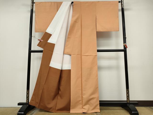 平和屋着物●結城紬　色無地　杏色　正絹　逸品　CABE7008ut 平和屋着物○結城紬 色無地 杏色 正絹 逸品 CABE7008ut