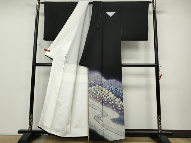 平和屋着物●ブライダルファッションデザイナー・桂由美　黒留袖　刺繍　立波草花文　十二単風　暈し染め　金糸　逸品　未使用　CABE7011ut