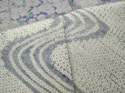 平和屋着物●ブライダルファッションデザイナー・桂由美　黒留袖　刺繍　立波草花文　十二単風　暈し染め　金糸　逸品　未使用　CABE7011ut