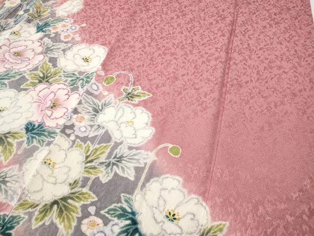 平和屋着物●吉澤友禅　豪華振袖・長襦袢セット　駒刺繍　草花尽くし　暈し染め　金通し地　正絹　逸品　CABE7038ut
