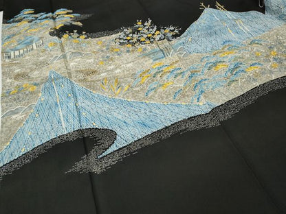 平和屋着物●豪華黒留袖　駒刺繍　御所解花文　金彩　西武百貨店扱い　正絹　逸品　CABE7083ut