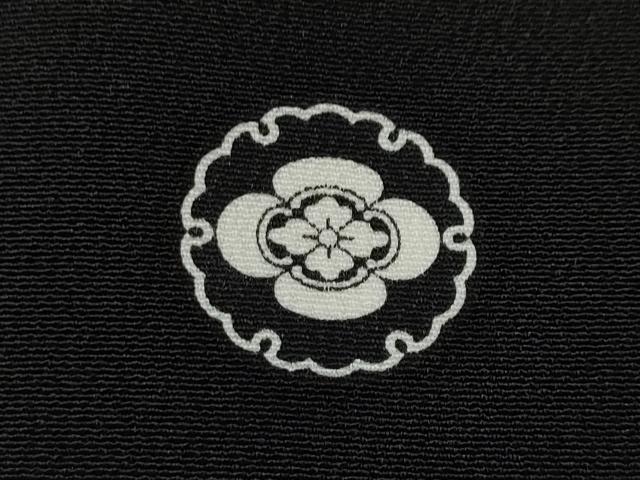 平和屋着物●京友禅の第一人者　松井青々　黒留袖　駒刺繍　菱花唐草舞蝶文　暈し染め　金銀彩　正絹　逸品　CABE7095ut