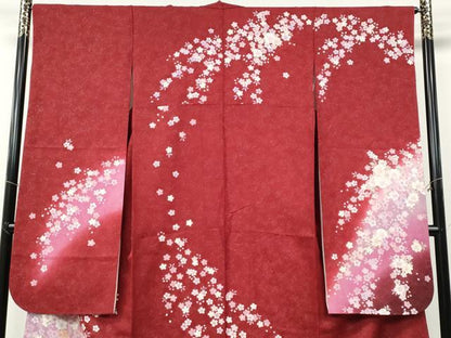 平和屋着物●豪華振袖　駒刺繍　舞桜文　暈し染め　金通し地　正絹　逸品　CABE7116ut