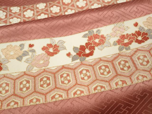 平和屋着物●十日町老舗ブランド　吉澤友禅　吾妻徳穂　訪問着　刺繍　横段草花文　金彩　正絹　逸品　CABE7138ut