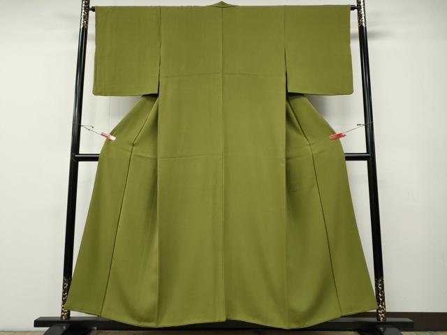平和屋着物●ファッションデザイナー 花井幸子　色無地　霞文　鶯色　正絹　逸品　CABE7171ut 平和屋着物○ファッションデザイナー 花井幸子 色無地 霞文 鶯色 正絹 逸品