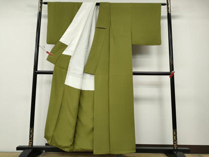 平和屋着物●ファッションデザイナー 花井幸子　色無地　霞文　鶯色　正絹　逸品　CABE7171ut