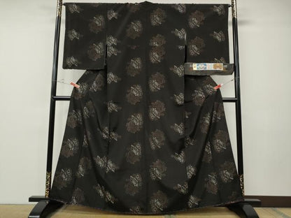 平和屋着物●本場大島紬　泥染め　地空　舞蝶文　久野織物謹製　証紙付き　正絹　逸品　CABE7185ut