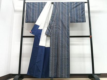 平和屋着物■本場大島紬　間道　正絹　逸品　CABE7596xe