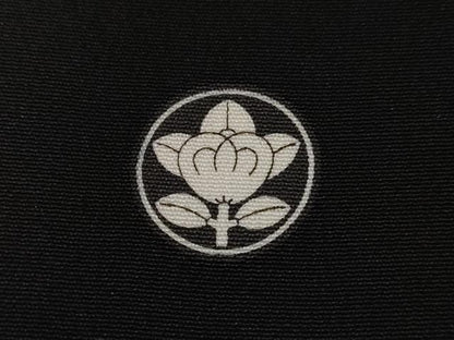 平和屋着物■豪華黒留袖　駒刺繍　鼓　御所車飛鶴文　暈し染め　金銀彩　正絹　逸品　CABE7621ev