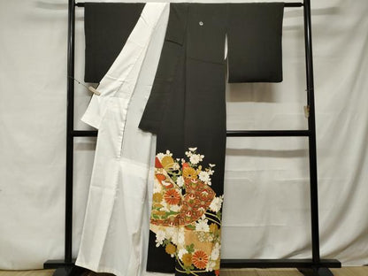 平和屋着物■豪華黒留袖　駒刺繍　吉祥菊文　金彩　正絹　逸品　CABE7622ev