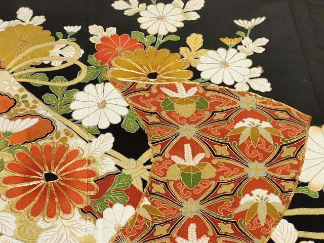 平和屋着物■豪華黒留袖　駒刺繍　吉祥菊文　金彩　正絹　逸品　CABE7622ev