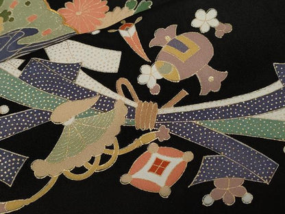 平和屋着物■豪華黒留袖　駒刺繍　萬寿染　檜扇花文　冊子花文　宝尽くし文　金彩　鈴乃屋扱い　正絹　逸品　CABE7624ev