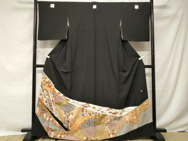 平和屋着物■豪華黒留袖　草花文　駒刺繍　雪輪松竹梅文　金彩　正絹　逸品　CABE7755ev