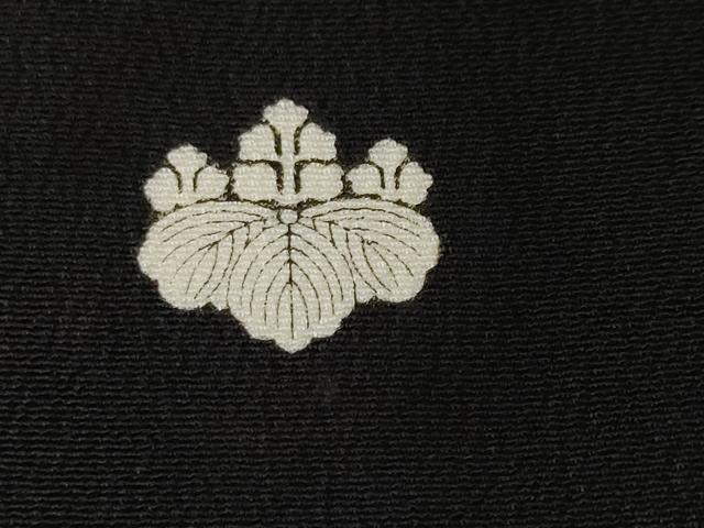 平和屋着物■豪華黒留袖　作家物　孔雀吉祥花鳥文　暈し染め　金彩　正絹　逸品　CABE7762ev
