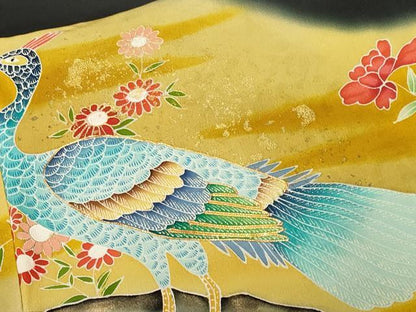 平和屋着物■豪華黒留袖　駒刺繍　立波孔雀花文　暈し染め　金彩　正絹　逸品　CABE7822ev