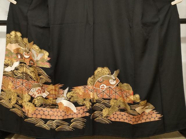 平和屋着物■豪華黒留袖 駒刺繍 地紙飛鶴宝尽くし丸文 金銀彩 正絹 逸品 CABE7999ev