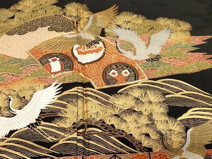 平和屋着物■豪華黒留袖 駒刺繍 地紙飛鶴宝尽くし丸文 金銀彩 正絹 逸品 CABE7999ev