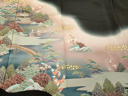平和屋着物■豪華黒留袖　作家物　渡橋風景花松文　暈し染め　金彩　正絹　逸品　CABE8365oy