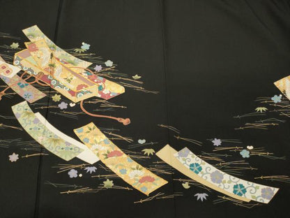 平和屋着物■豪華黒留袖 駒刺繍 短冊飛鶴松葉花文 金彩 正絹 逸品 CABE8367oy