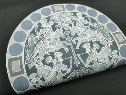 平和屋着物●塩瀬　つけ帯　型染め　狩猟丸文　黒地　正絹　逸品　CABE8587hy