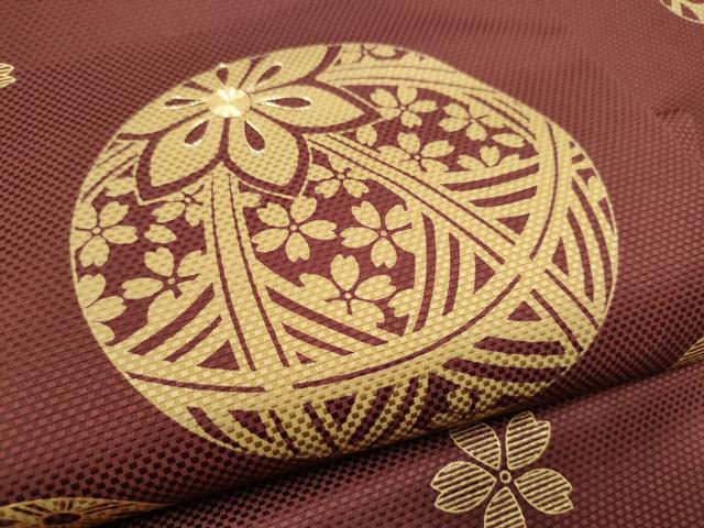 平和屋着物●九寸名古屋帯　駒刺繍　猫　舞桜毬文　金彩　正絹　逸品　CABE8627hy
