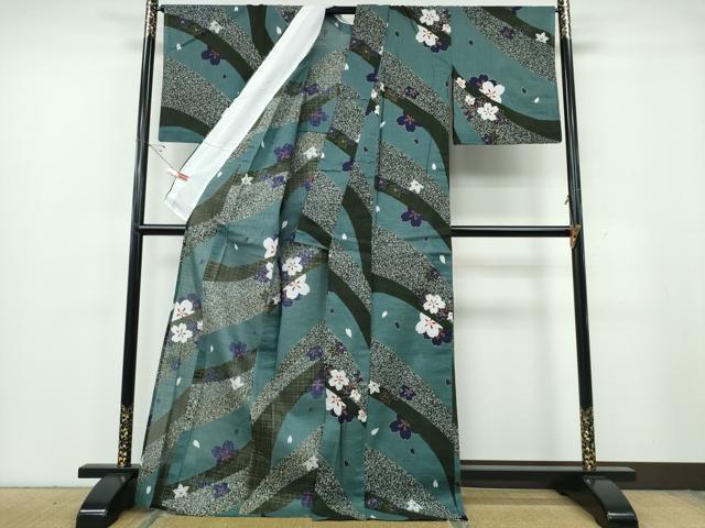 平和屋着物∴夏物　浴衣・小紋兼用　舞桜　斜線文　金彩　綿　逸品　CABE9191ng