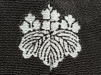 平和屋着物■黒留袖　刺繍　飛鳥風景文　金彩　洗える着物　CABE9834xi