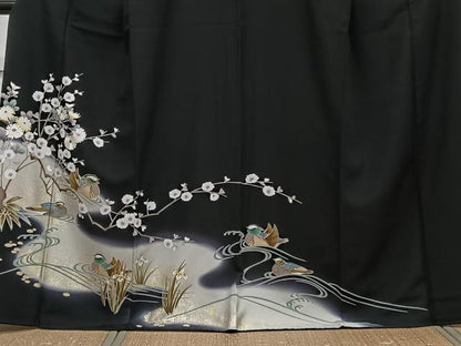 平和屋着物■豪華黒留袖　刺繍　鴛鴦枝花文　金銀彩　やまと誂製　正絹　逸品　CABE9863xi
