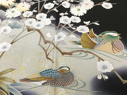平和屋着物■豪華黒留袖　刺繍　鴛鴦枝花文　金銀彩　やまと誂製　正絹　逸品　CABE9863xi