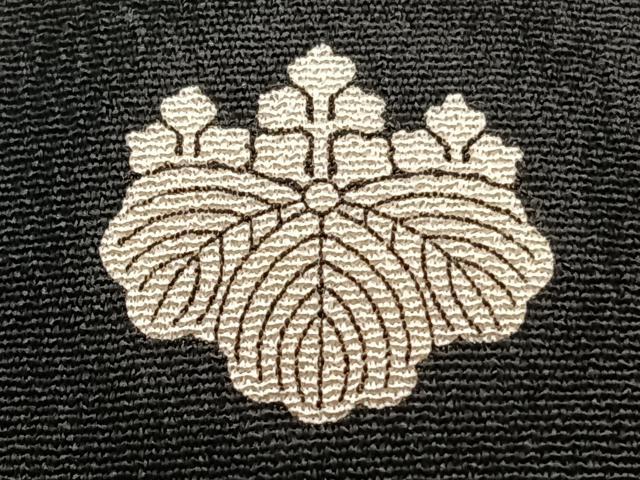 平和屋着物■豪華黒留袖　刺繍　孔雀花文　松竹梅　金彩　正絹　逸品　CABE9864xi
