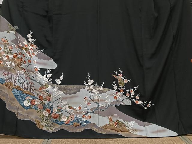 平和屋着物■豪華黒留袖　作家物　駒刺繍　花鳥文　暈し染め　金彩　正絹　逸品　CABE9930xi