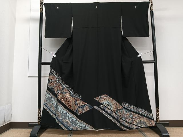 平和屋着物■豪華黒留袖 孔雀更紗花文 金彩 正絹 逸品 CABE9980xi