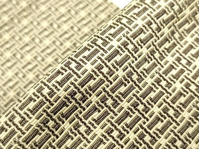 平和屋着物●男性　本場筑前博多織　角帯　幾何学文　証紙付き　正絹　逸品　CABF0314ak