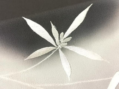 平和屋着物▼豪華黒留袖　総刺繍　双鳥花文　暈し染め　金糸　正絹　逸品　CABF0484vp