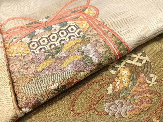 平和屋着物▼訪問着　総刺繍　貝桶花文　暈し染め　金彩　正絹　逸品　CABF0529vp