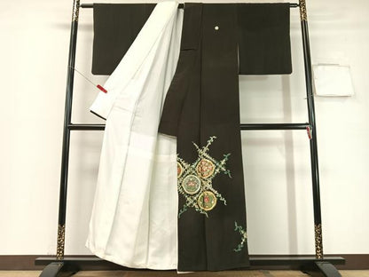 平和屋着物▼豪華黒留袖 総刺繍 駒刺繍 更紗唐草丸文 金銀糸 正絹 逸品 CABF0737vp