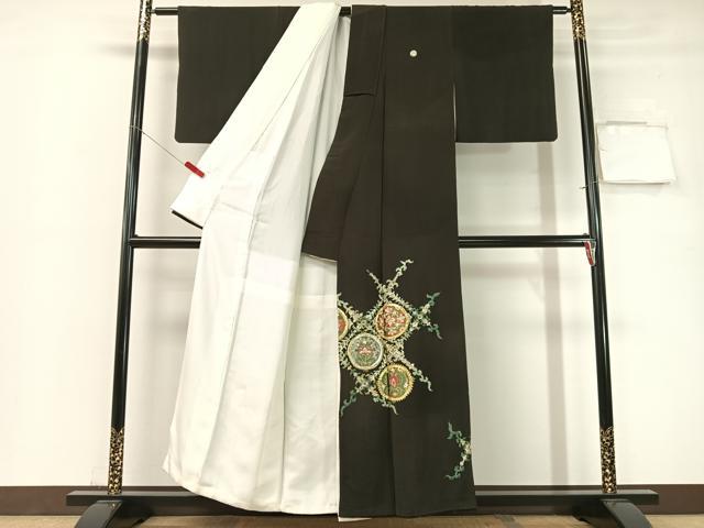 平和屋着物▼豪華黒留袖 総刺繍 駒刺繍 更紗唐草丸文 金銀糸 正絹 逸品 CABF0737vp