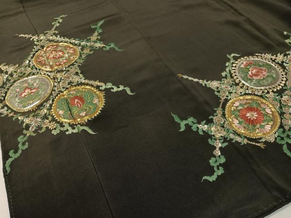 平和屋着物▼豪華黒留袖 総刺繍 駒刺繍 更紗唐草丸文 金銀糸 正絹 逸品 CABF0737vp