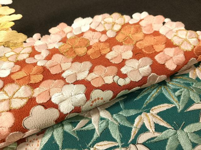 平和屋着物▼豪華黒留袖 手描き 刺繍 重ね山松竹梅花文 金彩 正絹 逸品 CABF0739vp