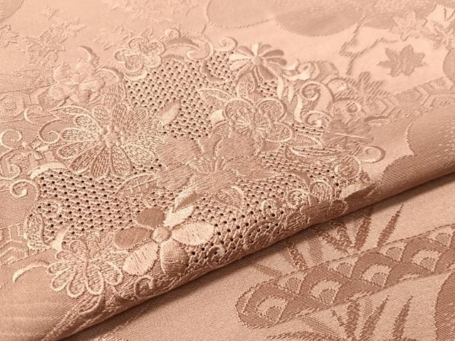 平和屋着物▼中国三大刺繍 スワトウ刺繍 無地絵羽訪問着 御所車風景花地紋 石竹色 正絹 逸品 CABF0749vp