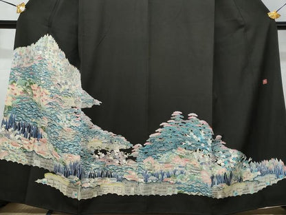 平和屋着物■豪華黒留袖　友禅　作家物　風景樹林文　正絹　逸品　CABF0919fb