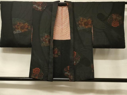 平和屋着物＃羽織　寿光織　檜扇草花丸文　黒地　金糸　正絹　逸品　CABF1262in