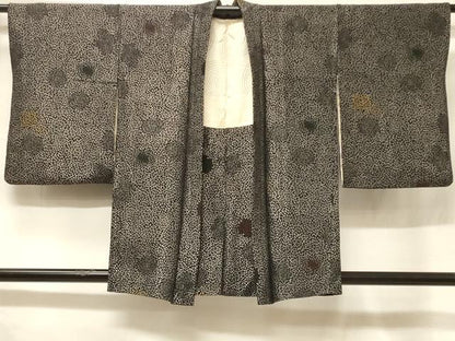 平和屋着物＃羽織　寿光織　菊づくし　黒地　金銀糸　正絹　逸品　CABF1278in