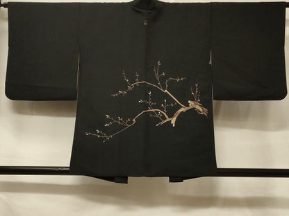平和屋着物＃羽織　総刺繍　枝葉文　黒地　金糸　正絹　逸品　未使用　CABF1301in